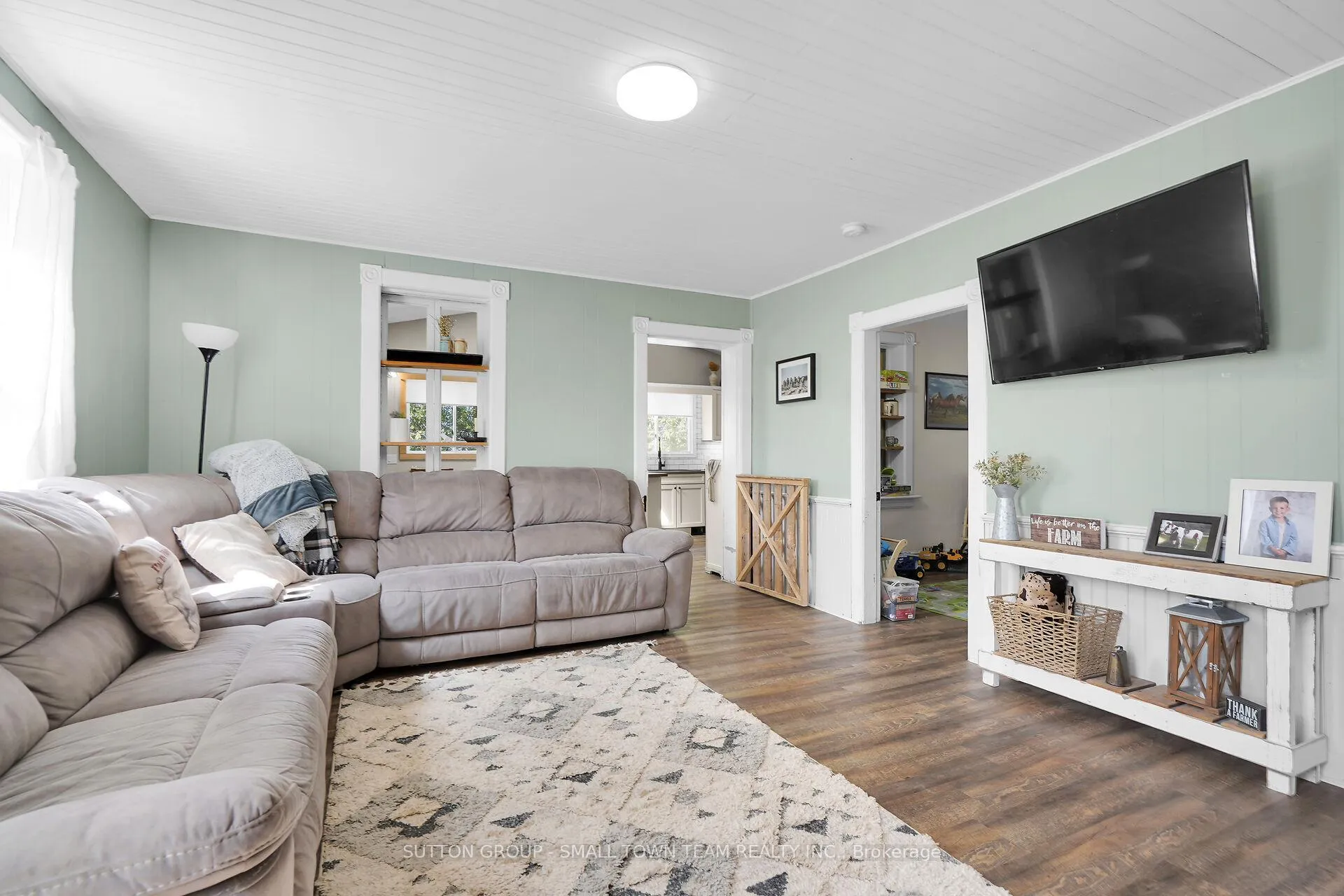 Photo 12 of 71748 Shipka Line, Bluewater, Dashwood — HOMEH