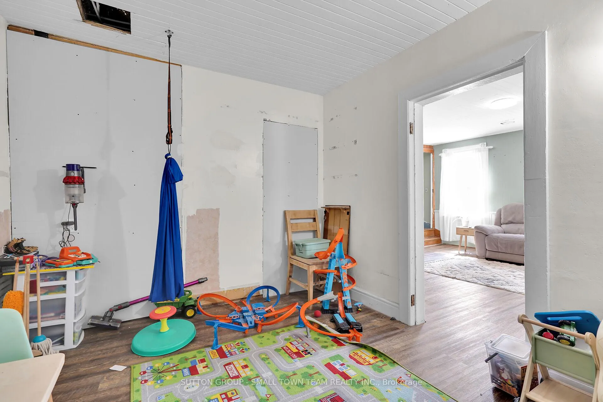 Photo 18 of 71748 Shipka Line, Bluewater, Dashwood — HOMEH