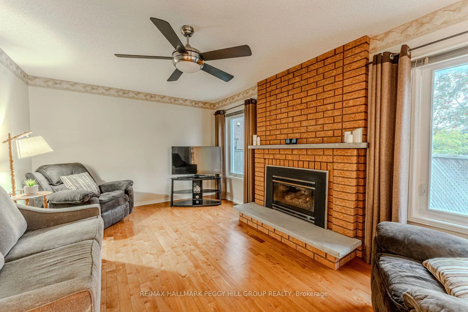 Photo 2 of 44 Cardinal Street, Barrie, Cundles East — HOMEH