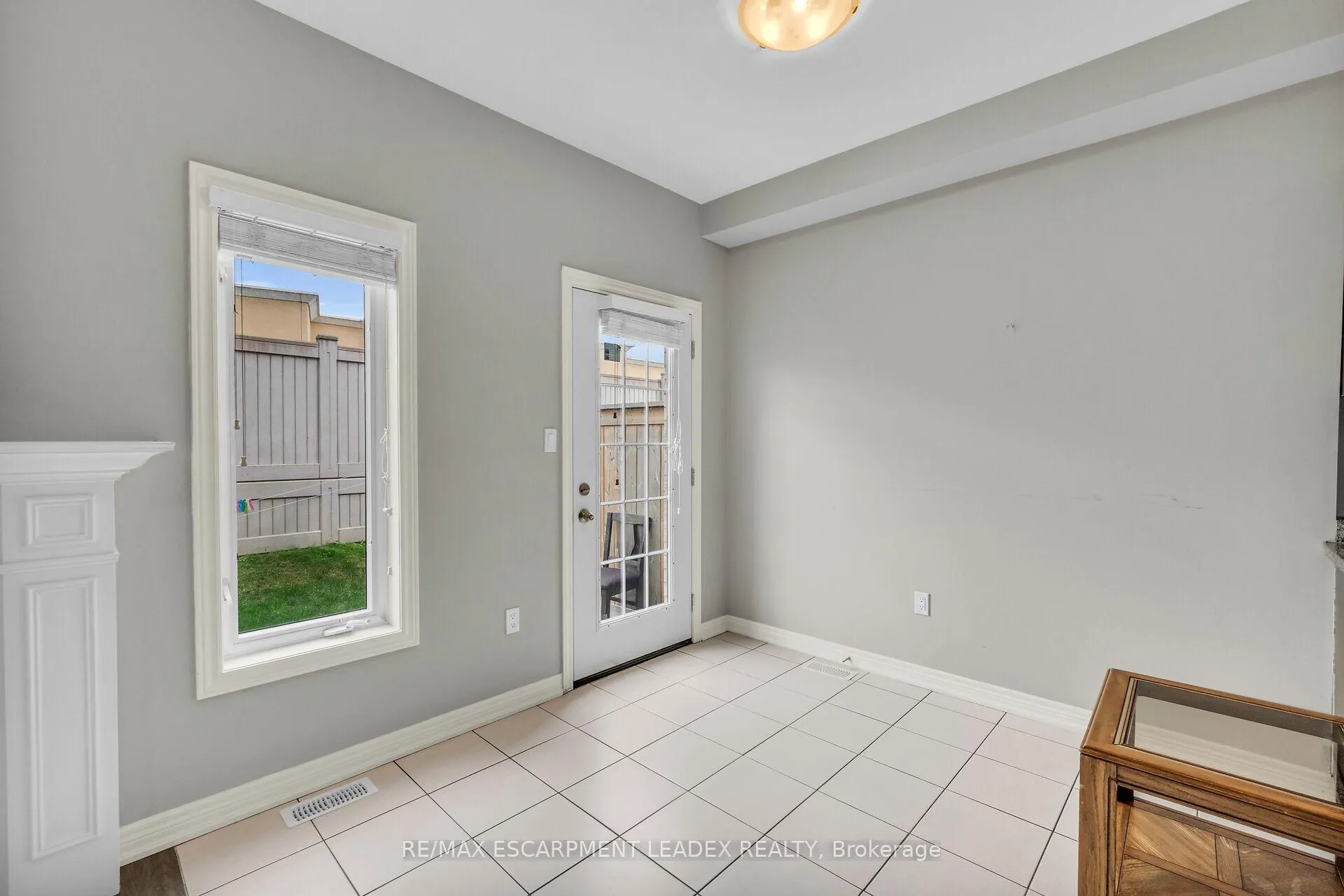Photo 12 of 71 Sonoma Valley Crescent, Hamilton, Mewburn — HOMEH