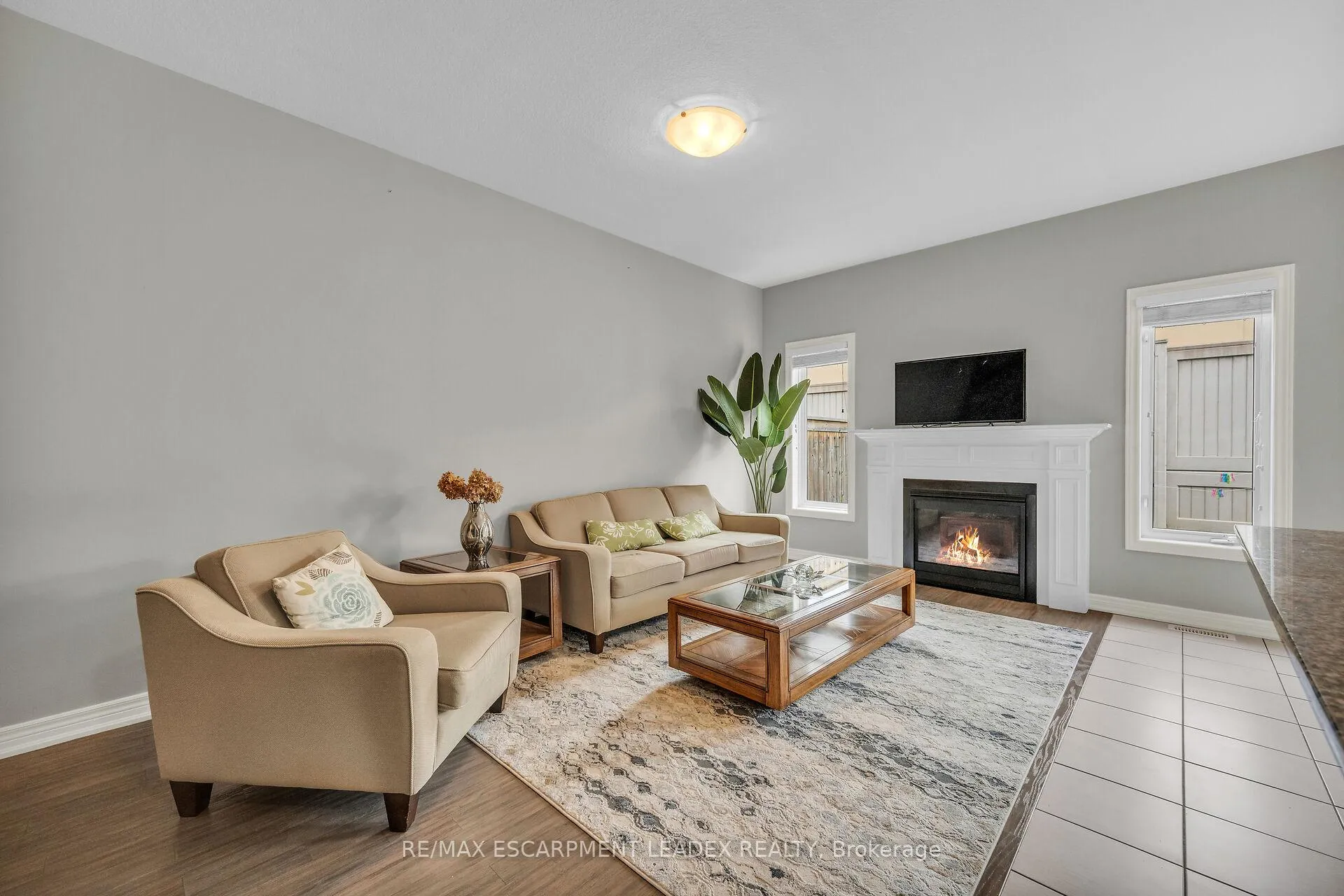 Photo 13 of 71 Sonoma Valley Crescent, Hamilton, Mewburn — HOMEH