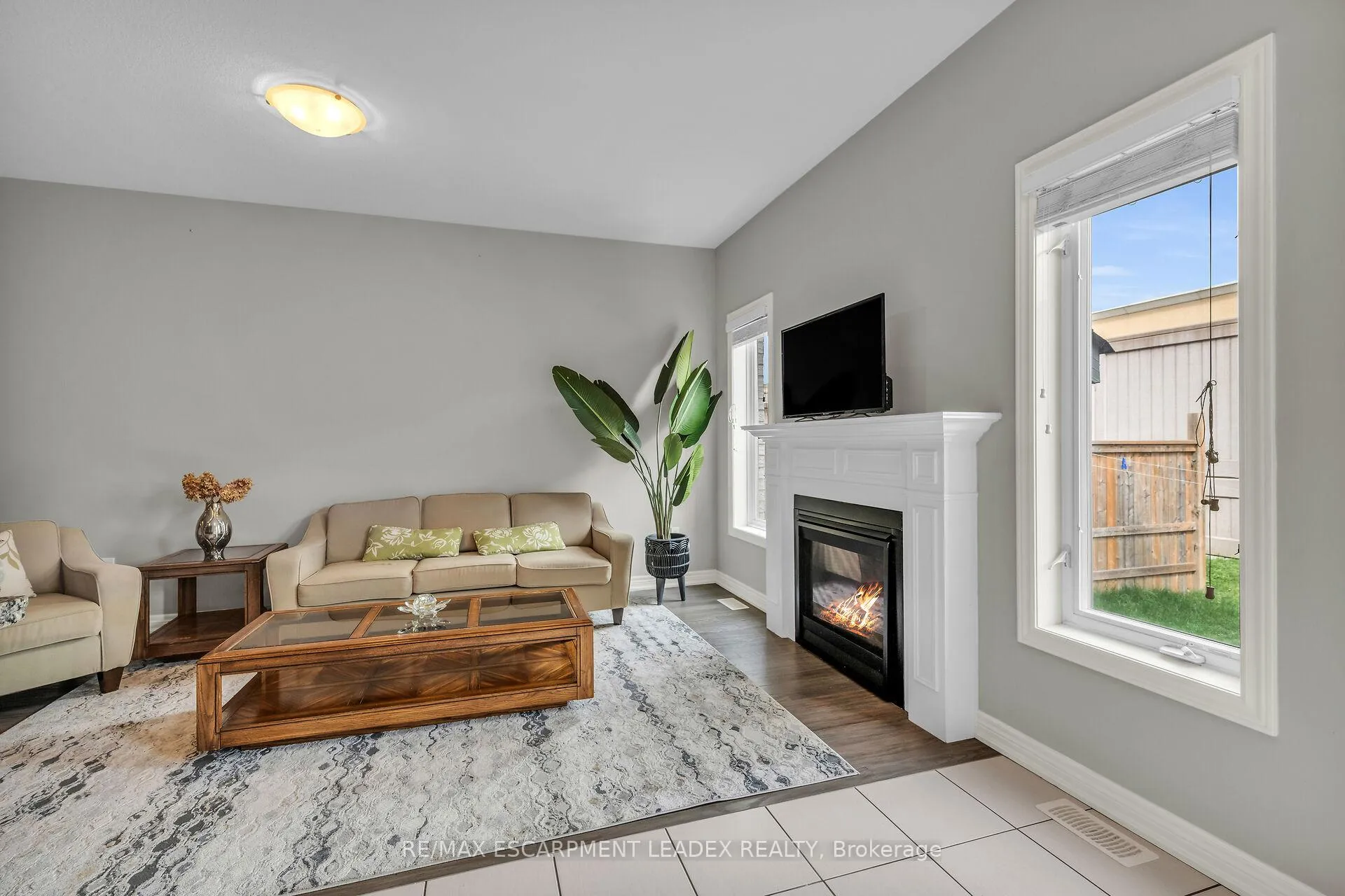 Photo 15 of 71 Sonoma Valley Crescent, Hamilton, Mewburn — HOMEH