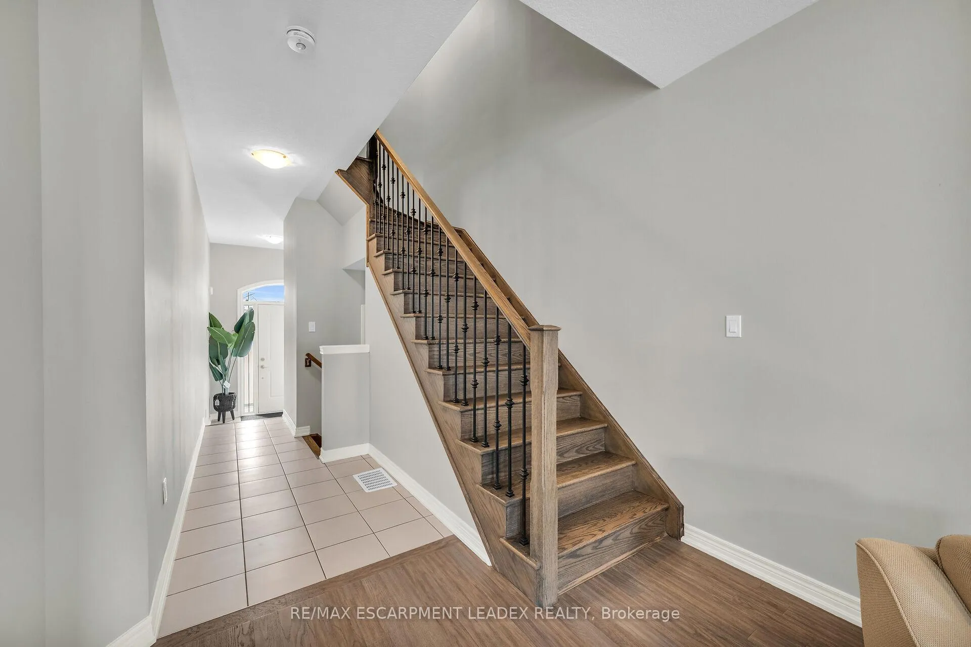 Photo 16 of 71 Sonoma Valley Crescent, Hamilton, Mewburn — HOMEH