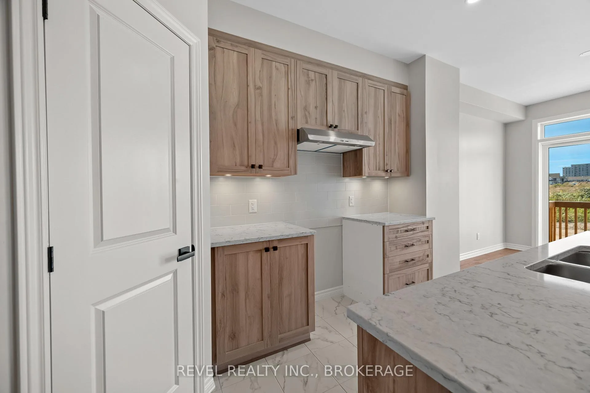 Photo 9 of 1071 Barrow Avenue, Kingston, East Gardiners Rd — HOMEH