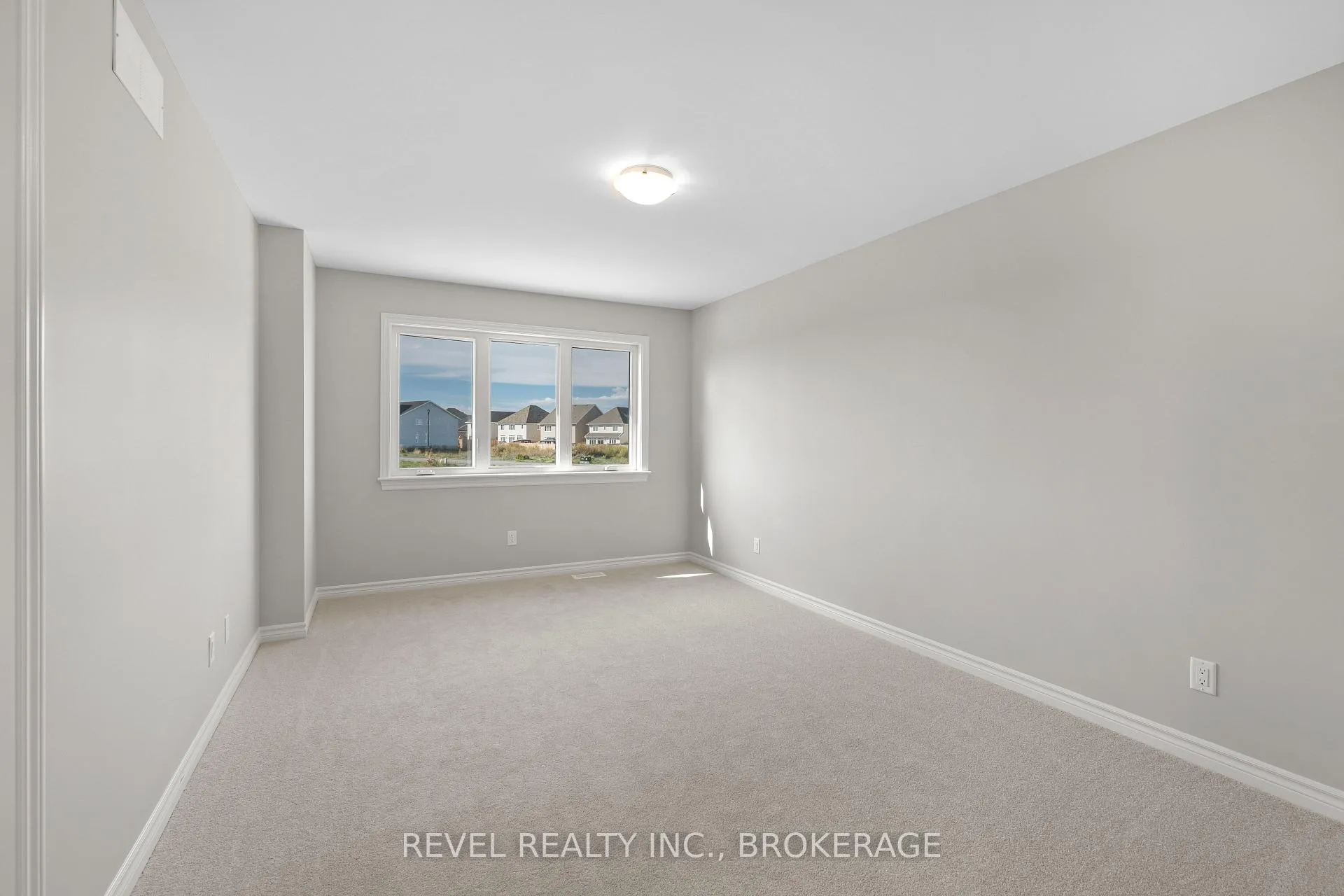 Photo 18 of 1071 Barrow Avenue, Kingston, East Gardiners Rd — HOMEH