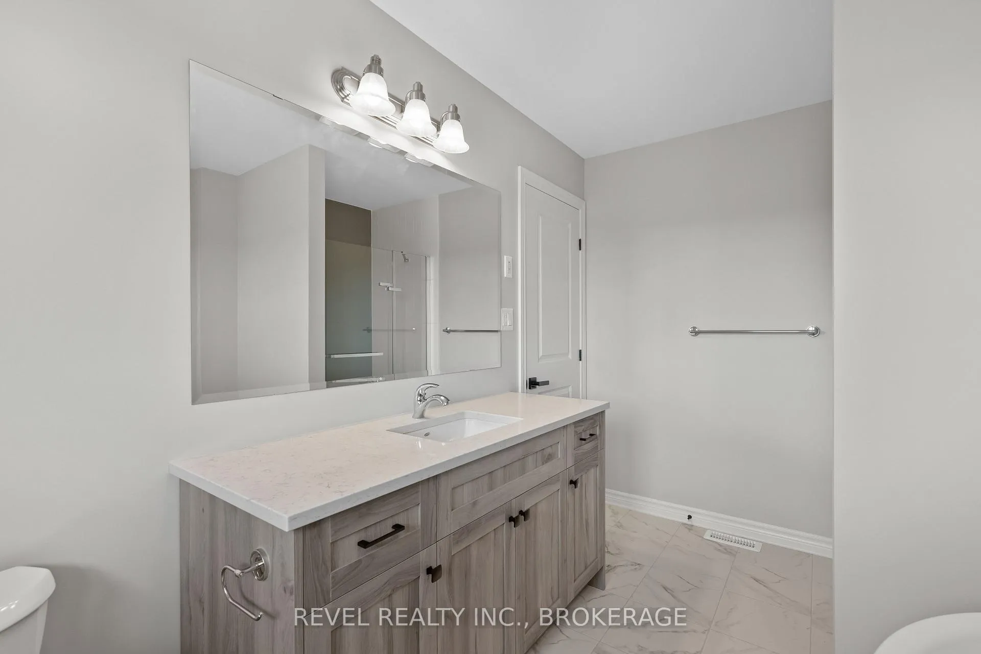 Photo 22 of 1071 Barrow Avenue, Kingston, East Gardiners Rd — HOMEH