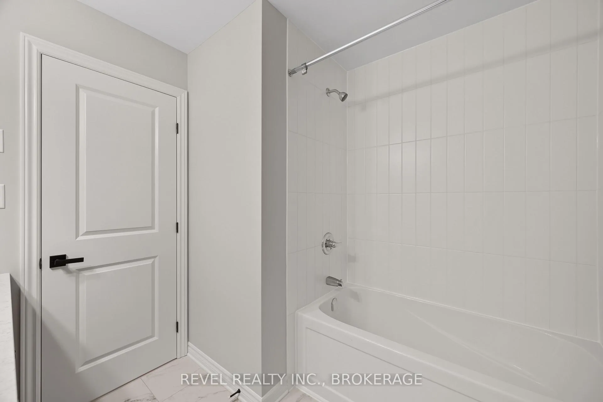 Photo 25 of 1071 Barrow Avenue, Kingston, East Gardiners Rd — HOMEH