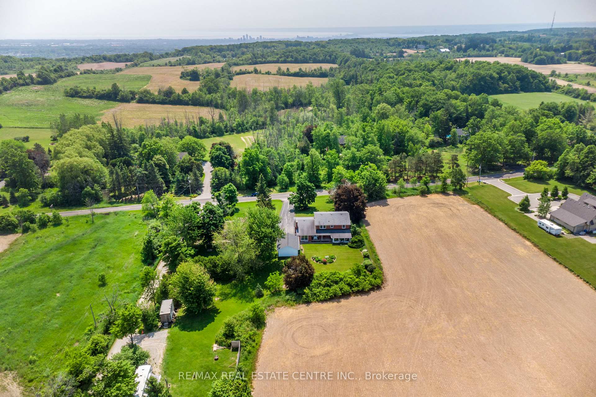 Photo 44 of 2151 No 1 Side Road, Burlington, Rural Burlington — HOMEH