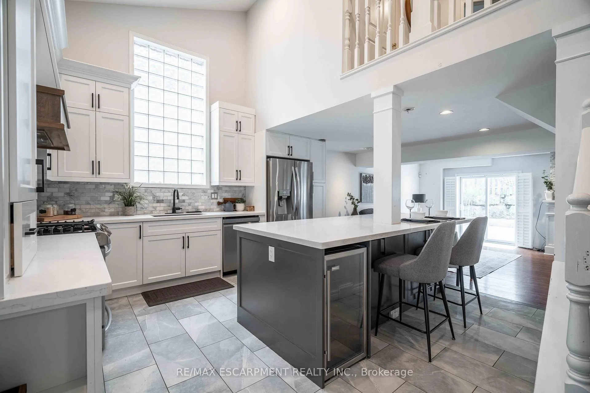 Photo 1 of 304 Acadia Drive, Hamilton, Butler — HOMEH
