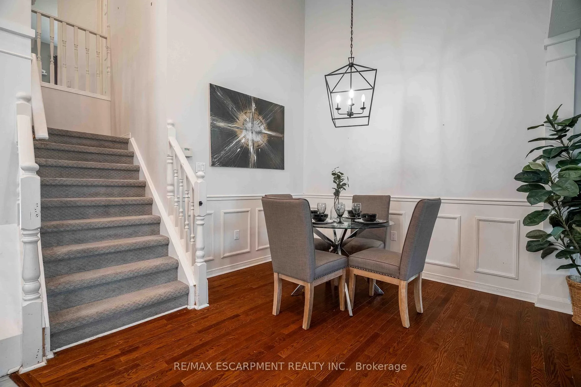 Photo 9 of 304 Acadia Drive, Hamilton, Butler — HOMEH