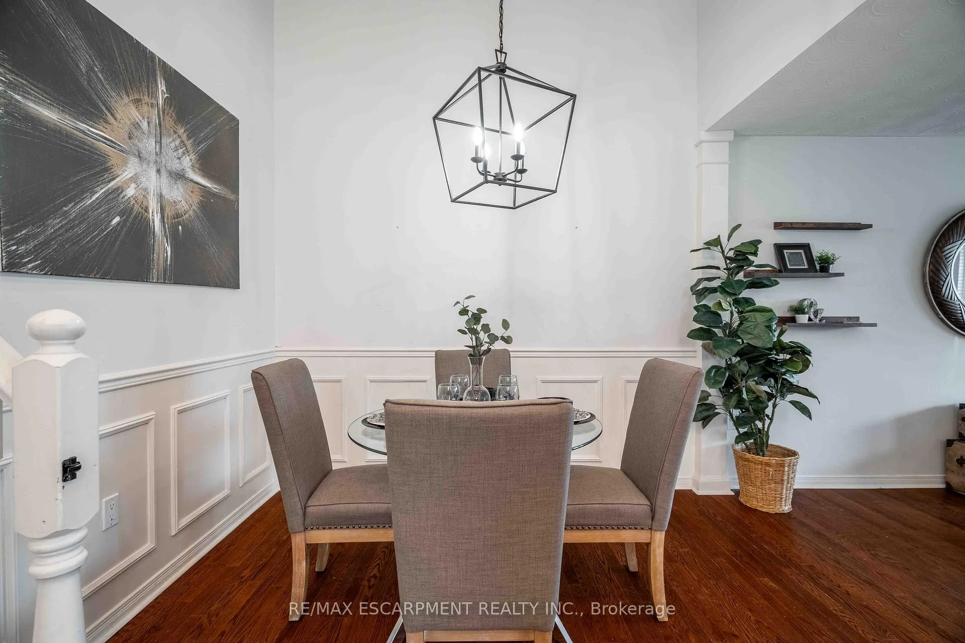 Photo 12 of 304 Acadia Drive, Hamilton, Butler — HOMEH