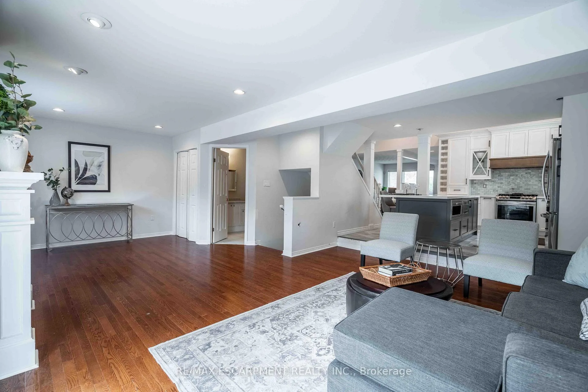Photo 21 of 304 Acadia Drive, Hamilton, Butler — HOMEH