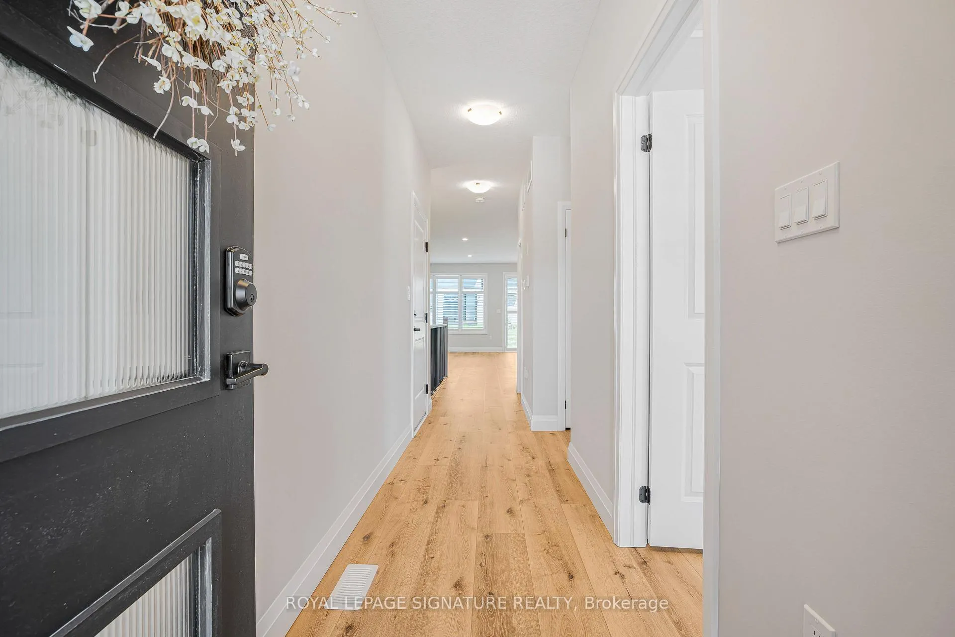 Photo 4 of 39 Wenger Road, Woolwich, Breslau — HOMEH