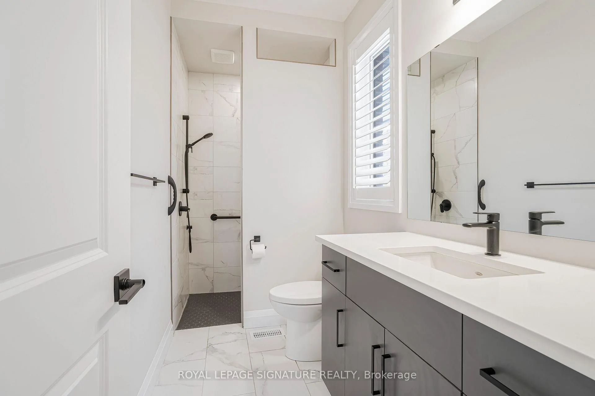 Photo 13 of 39 Wenger Road, Woolwich, Breslau — HOMEH