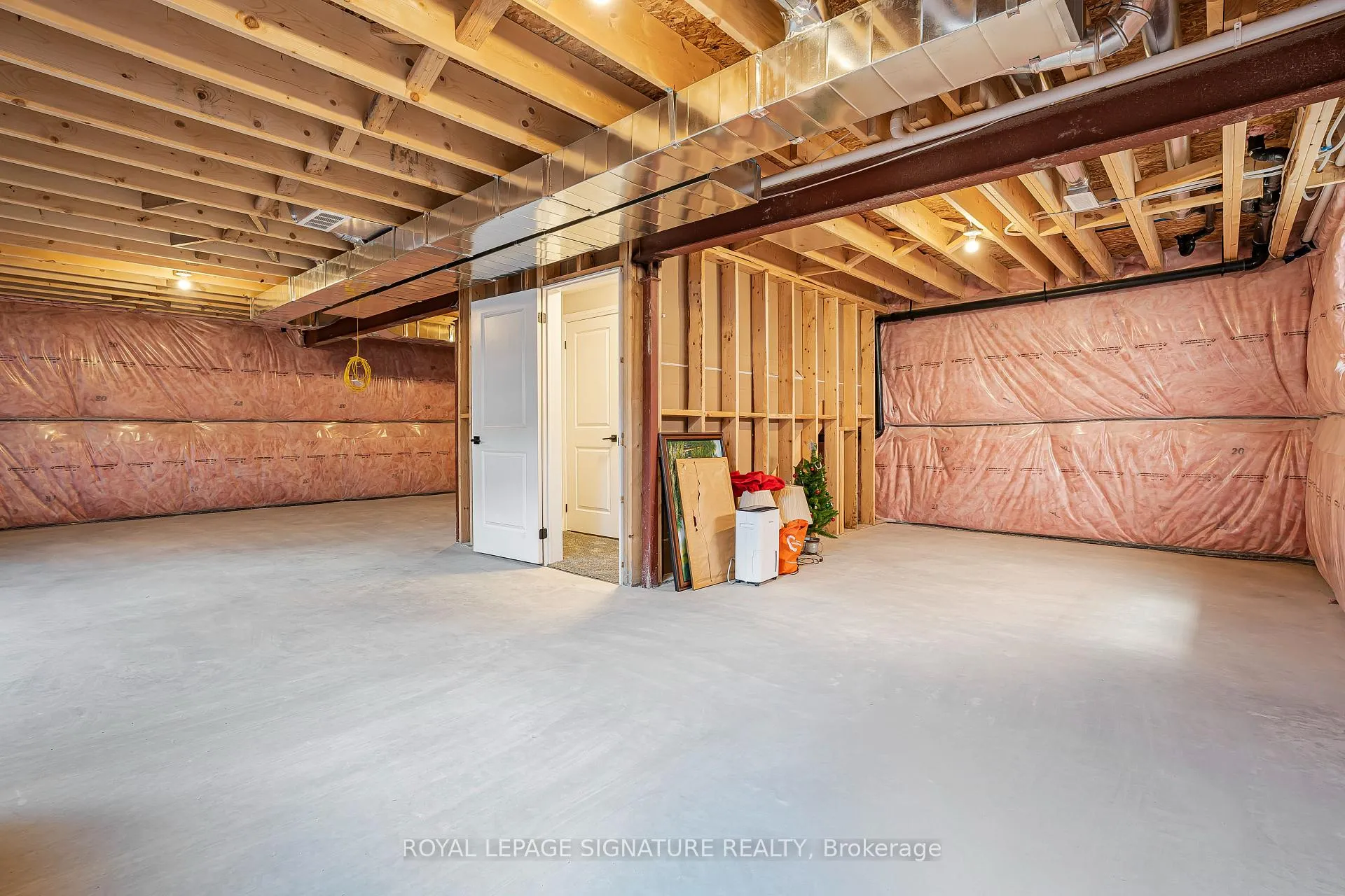 Photo 15 of 39 Wenger Road, Woolwich, Breslau — HOMEH