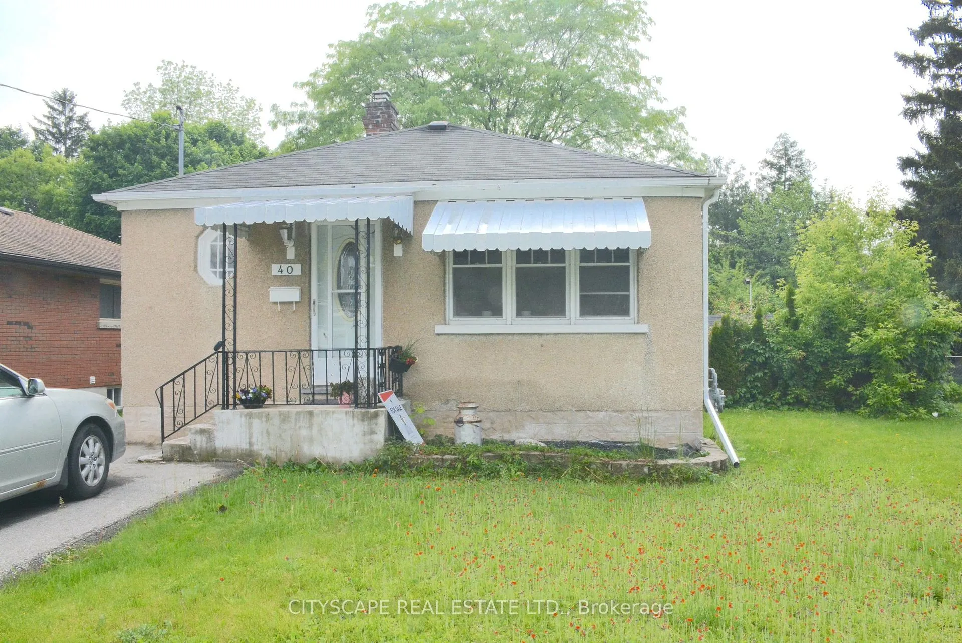 Photo 1 of 40 Elgin Street N, Cambridge — HOMEH