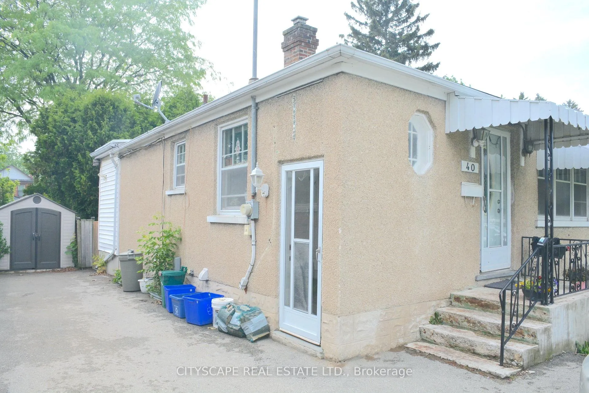 Photo 4 of 40 Elgin Street N, Cambridge — HOMEH
