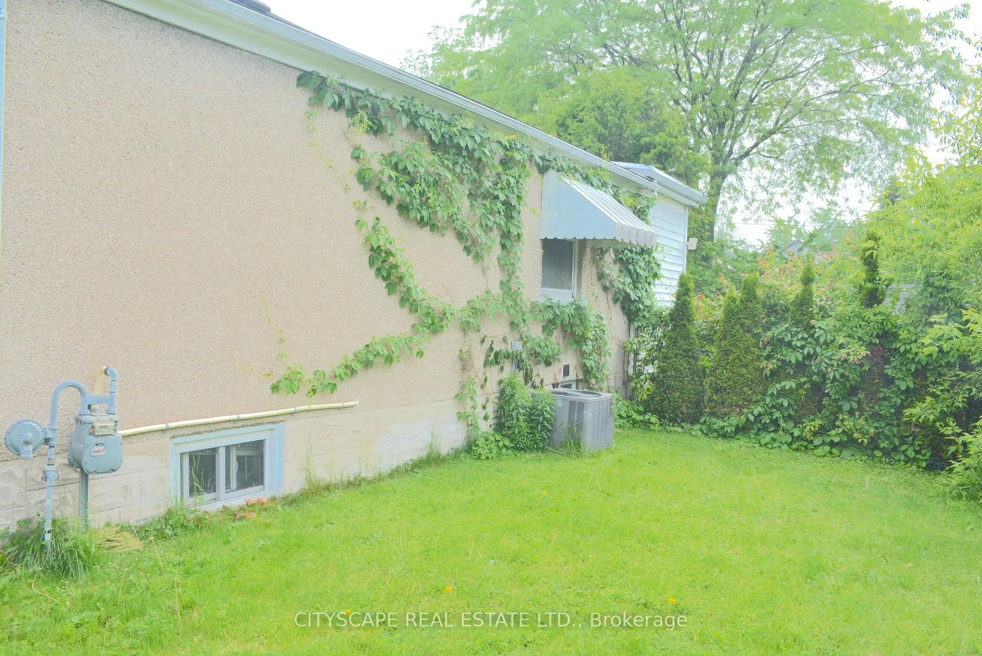 Photo 40 of 40 Elgin Street N, Cambridge — HOMEH