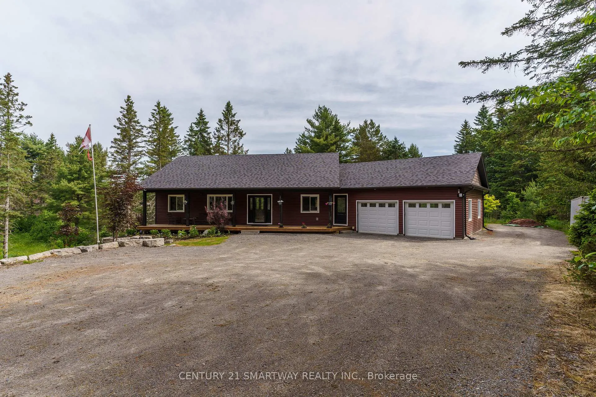 Photo 3 of 96 Main Street, Burk's Falls — HOMEH