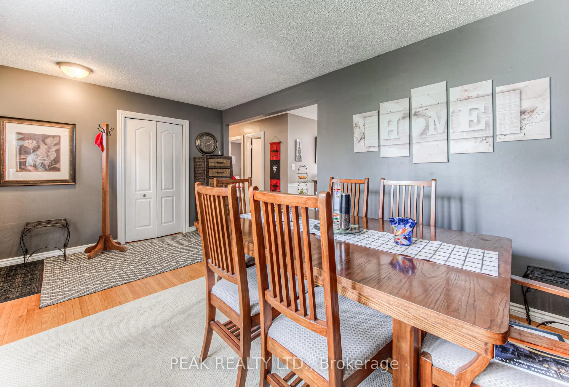 Photo 8 of 31 Hillmount Street, Kitchener — HOMEH