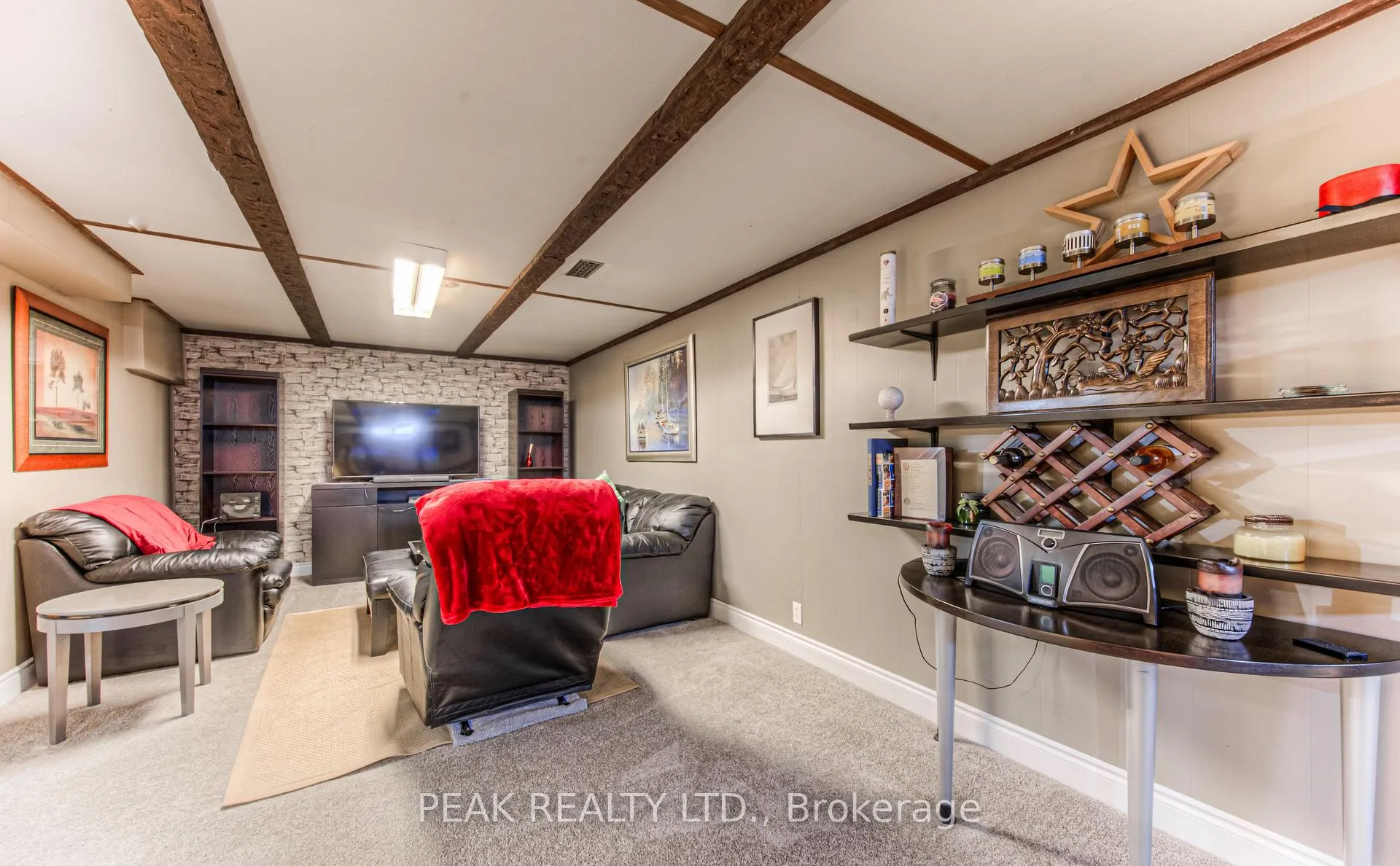 Photo 26 of 31 Hillmount Street, Kitchener — HOMEH
