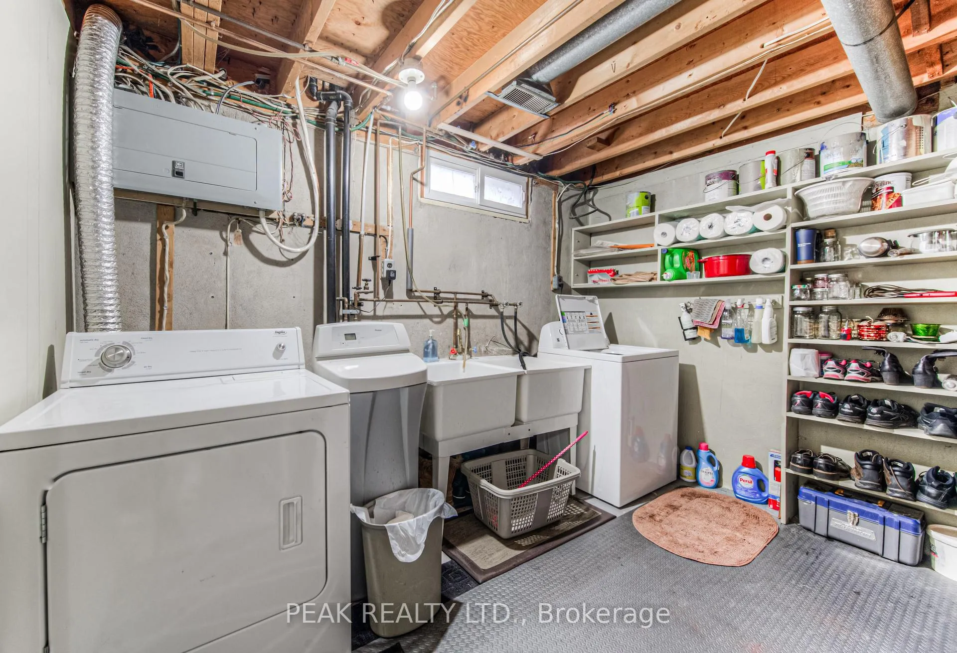 Photo 32 of 31 Hillmount Street, Kitchener — HOMEH