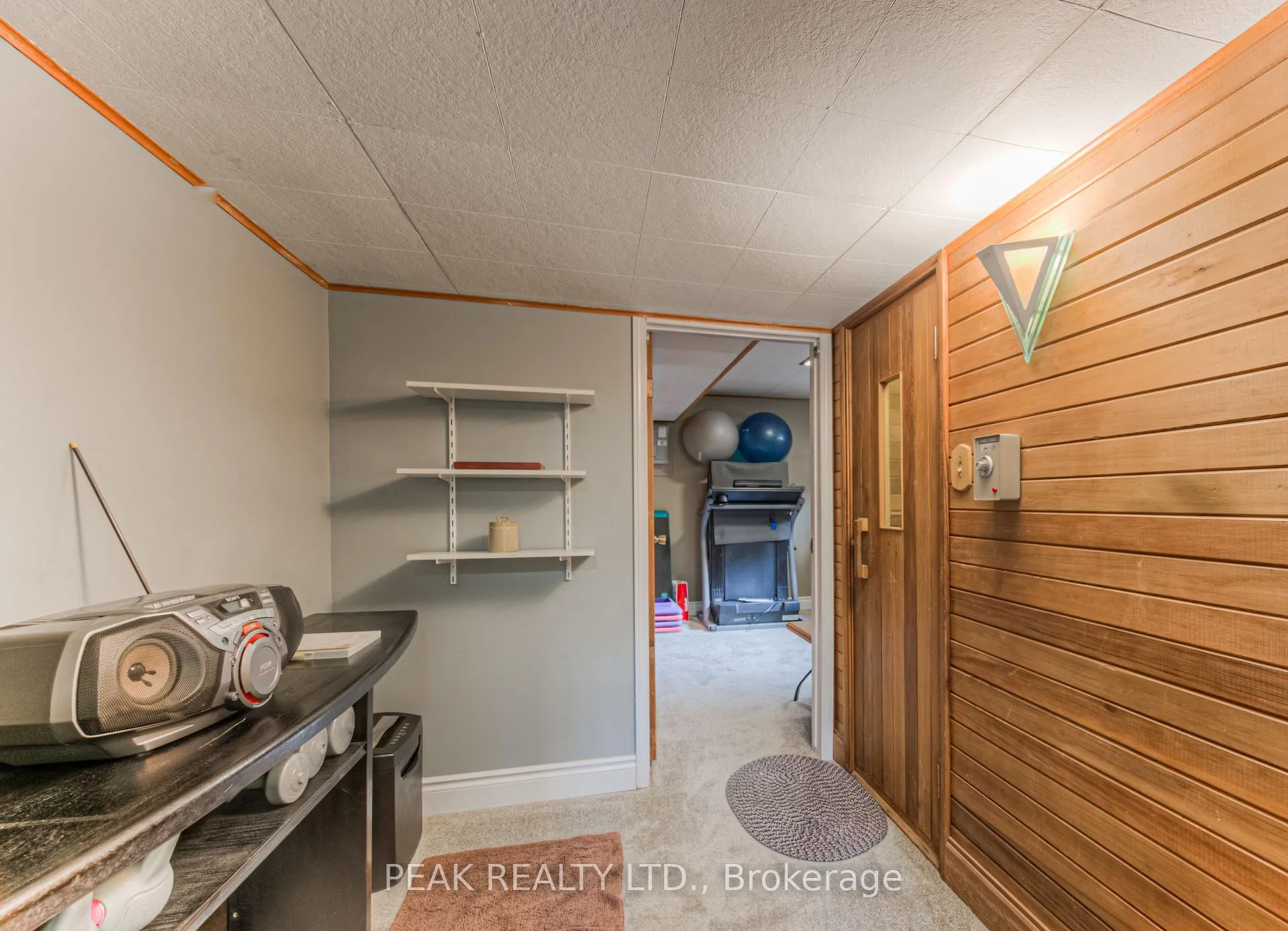 Photo 35 of 31 Hillmount Street, Kitchener — HOMEH