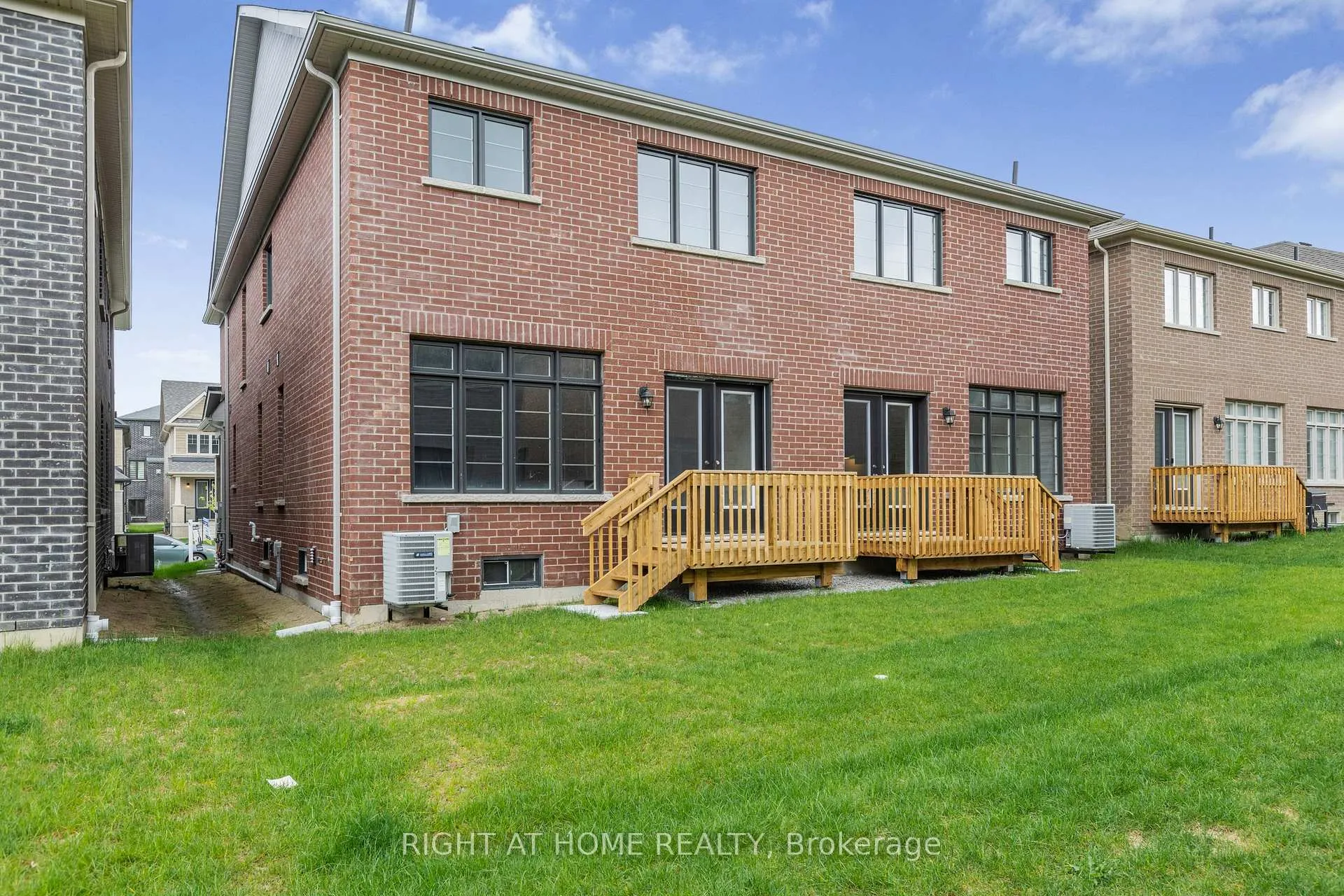 Photo 36 of 12 Sassafras Road, Springwater, Midhurst — HOMEH