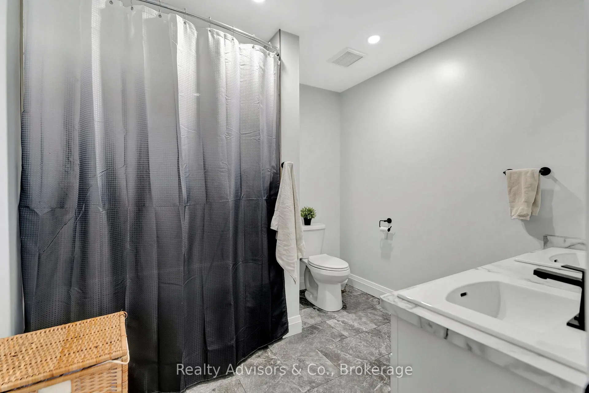 Photo 19 of 15416 Austin Line, Chatham-Kent, Bothwell — HOMEH