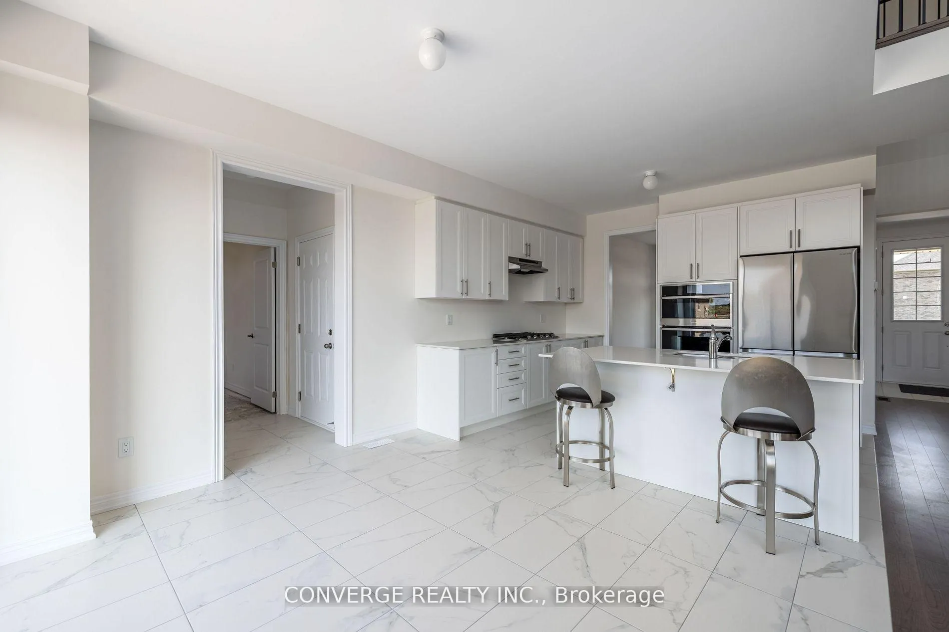 Photo 3 of 11 Skyvue Crescent, Quinte West, Murray Ward — HOMEH