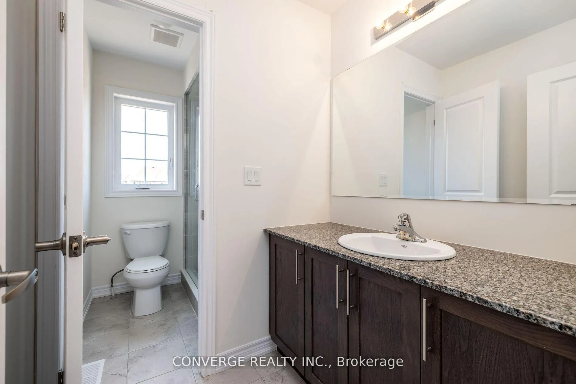 Photo 19 of 11 Skyvue Crescent, Quinte West, Murray Ward — HOMEH