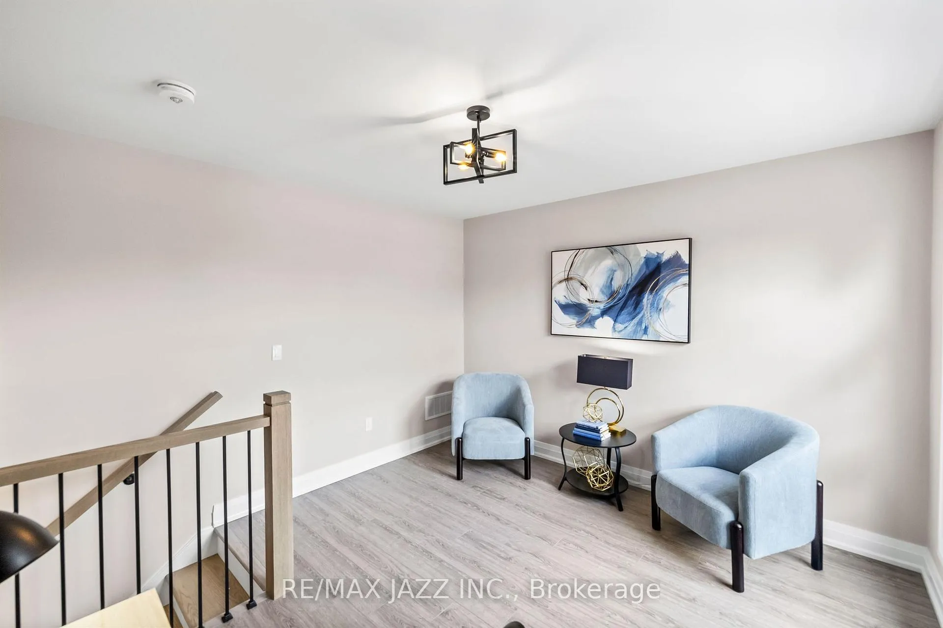 Photo 18 of 917 Dundas Street W, Whitby, Lynde Creek — HOMEH