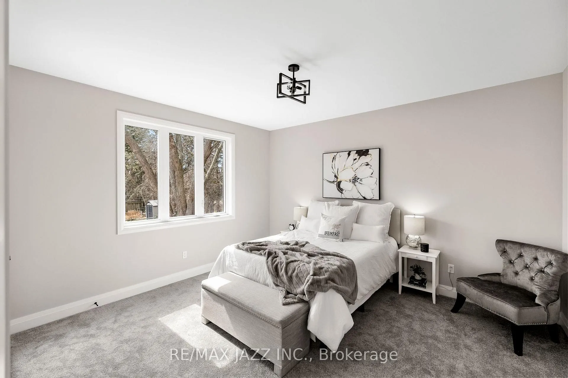 Photo 19 of 917 Dundas Street W, Whitby, Lynde Creek — HOMEH
