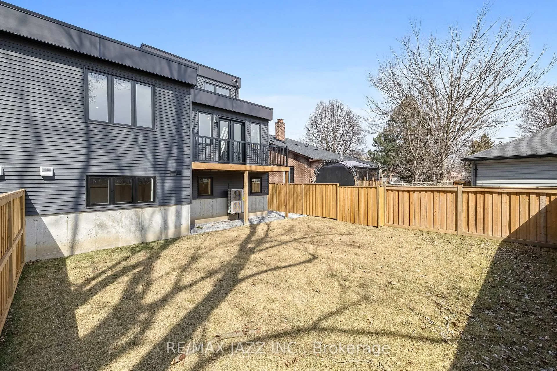 Photo 46 of 917 Dundas Street W, Whitby, Lynde Creek — HOMEH