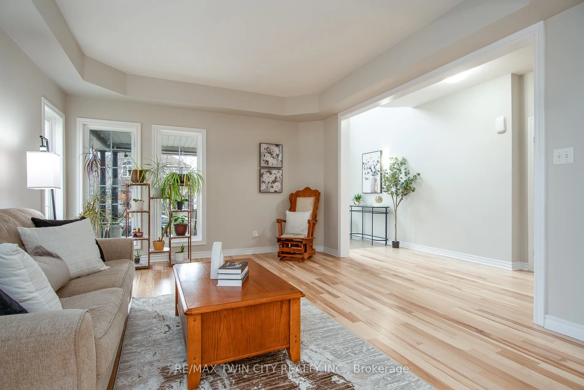 Photo 7 of 508 Topper Woods Crescent, Kitchener — HOMEH
