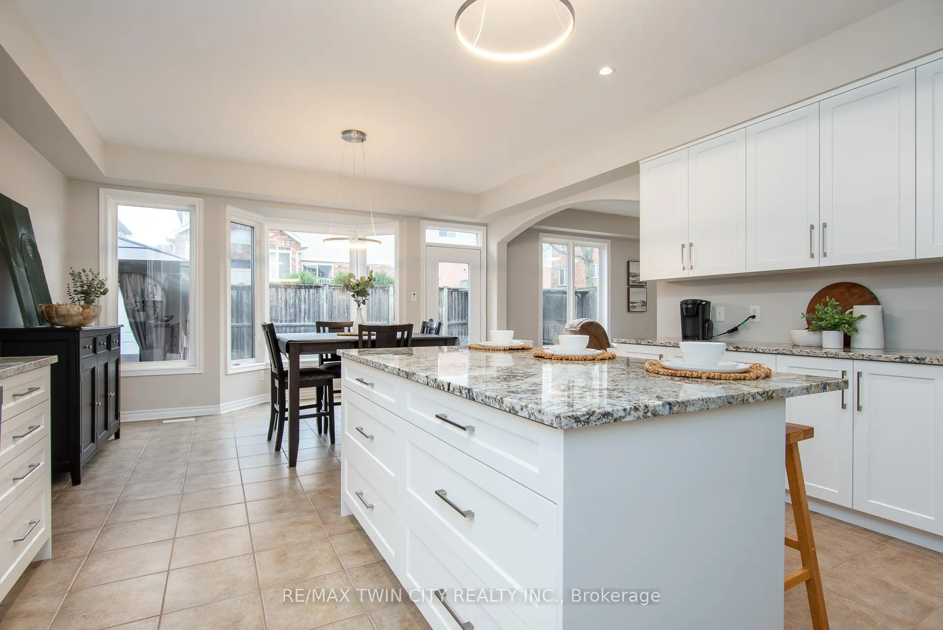 Photo 29 of 508 Topper Woods Crescent, Kitchener — HOMEH