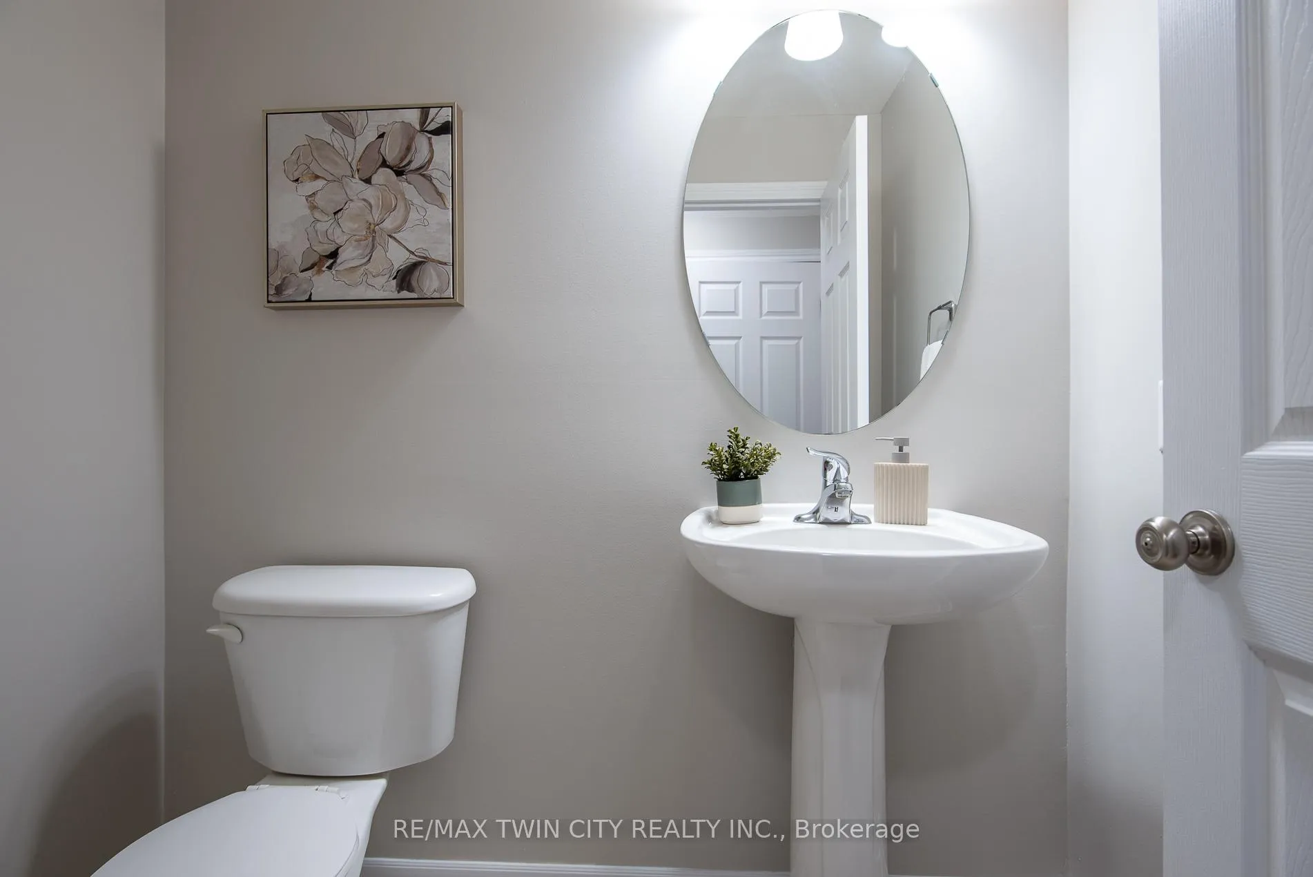 Photo 34 of 508 Topper Woods Crescent, Kitchener — HOMEH