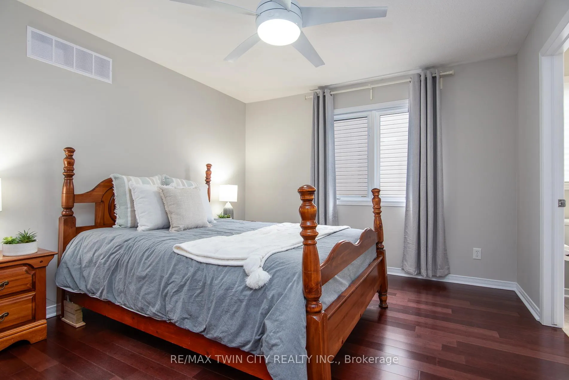 Photo 44 of 508 Topper Woods Crescent, Kitchener — HOMEH