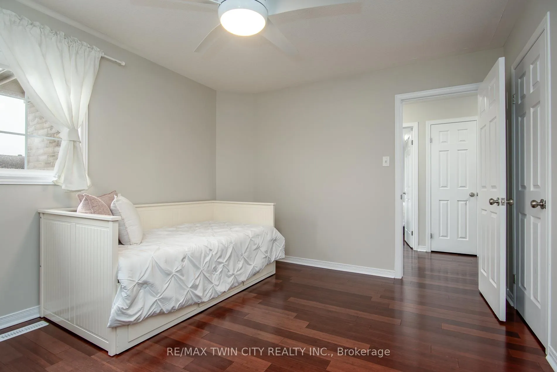 Photo 47 of 508 Topper Woods Crescent, Kitchener — HOMEH