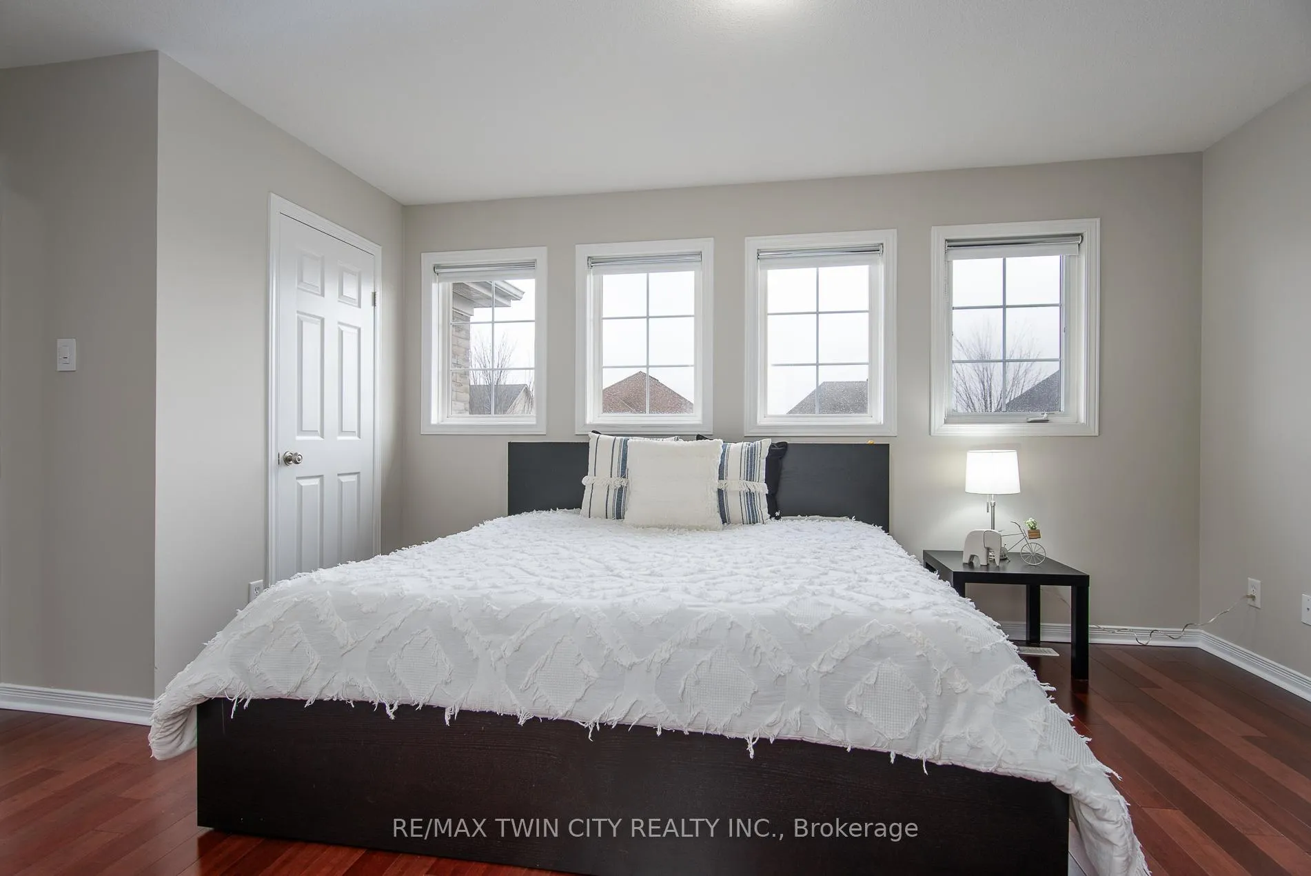 Photo 48 of 508 Topper Woods Crescent, Kitchener — HOMEH
