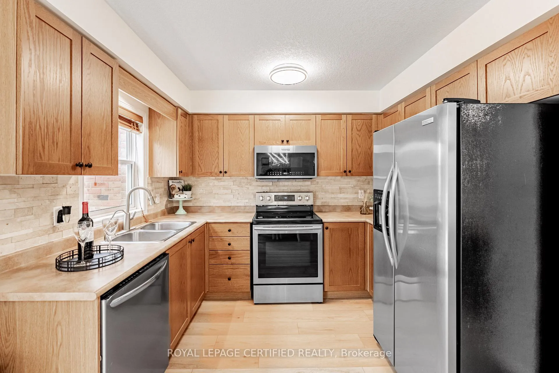 Photo 14 of 15 Brookfield Crescent, Kitchener — HOMEH