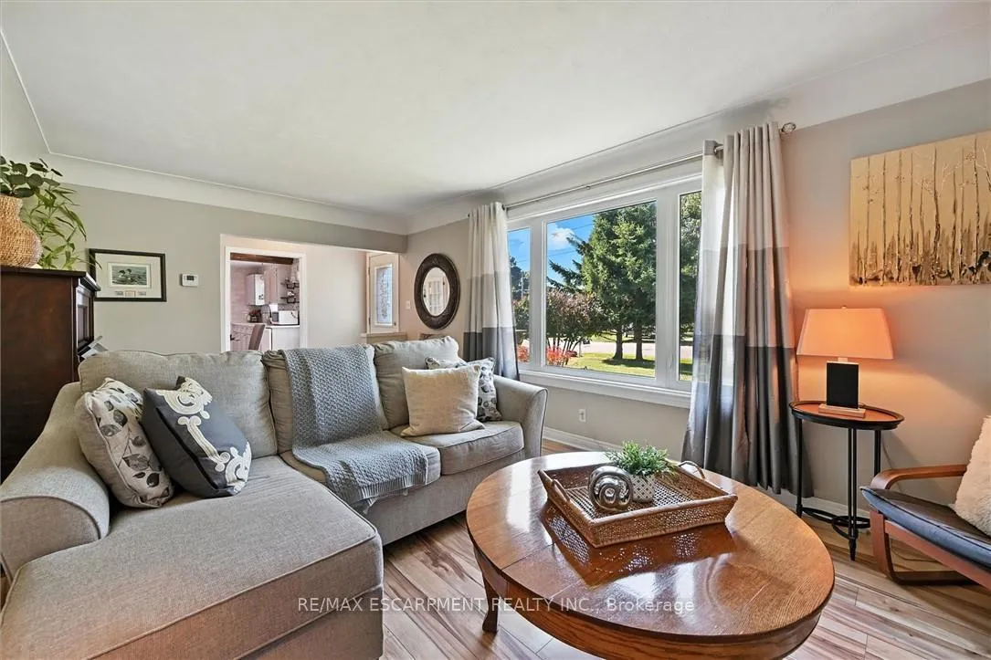 Photo 9 of 8554 Haldibrook Road, Hamilton, Rural Glanbrook — HOMEH
