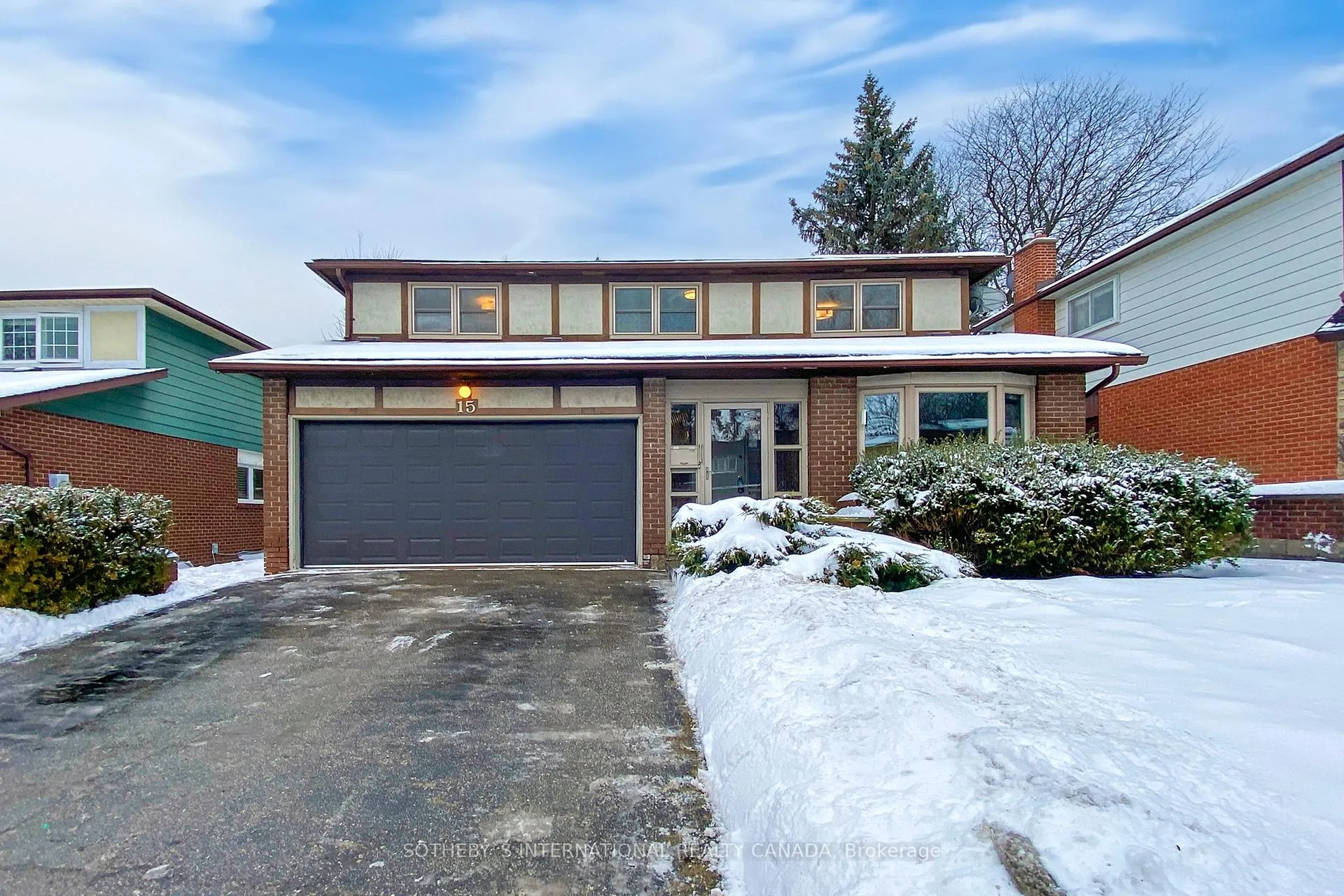 Photo 2 of 15 Hagerman Boulevard, Markham, Unionville — HOMEH