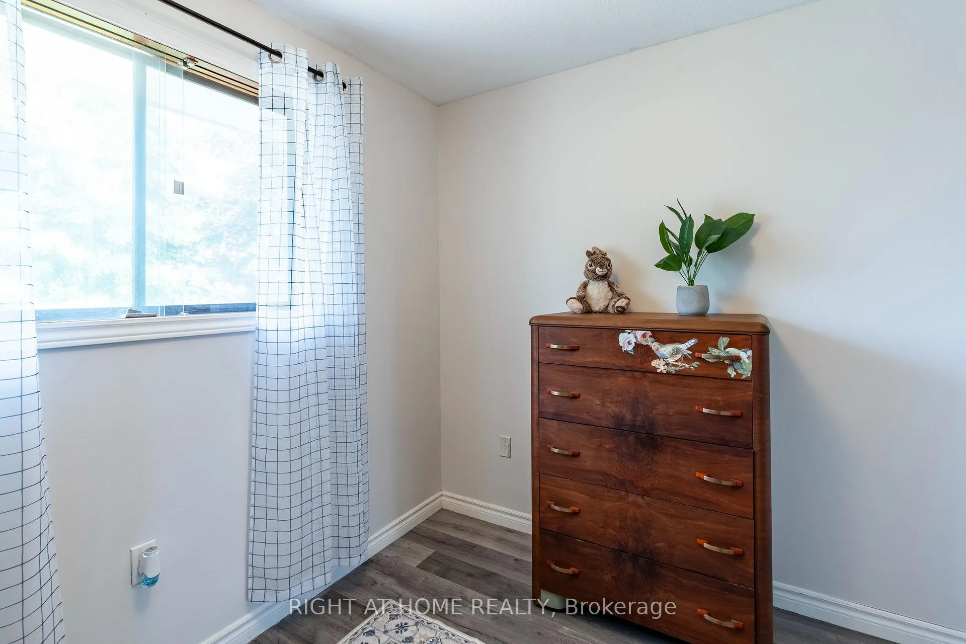 Photo 14 of 59 Winter Avenue, Cambridge, Greenway-Chaplin — HOMEH