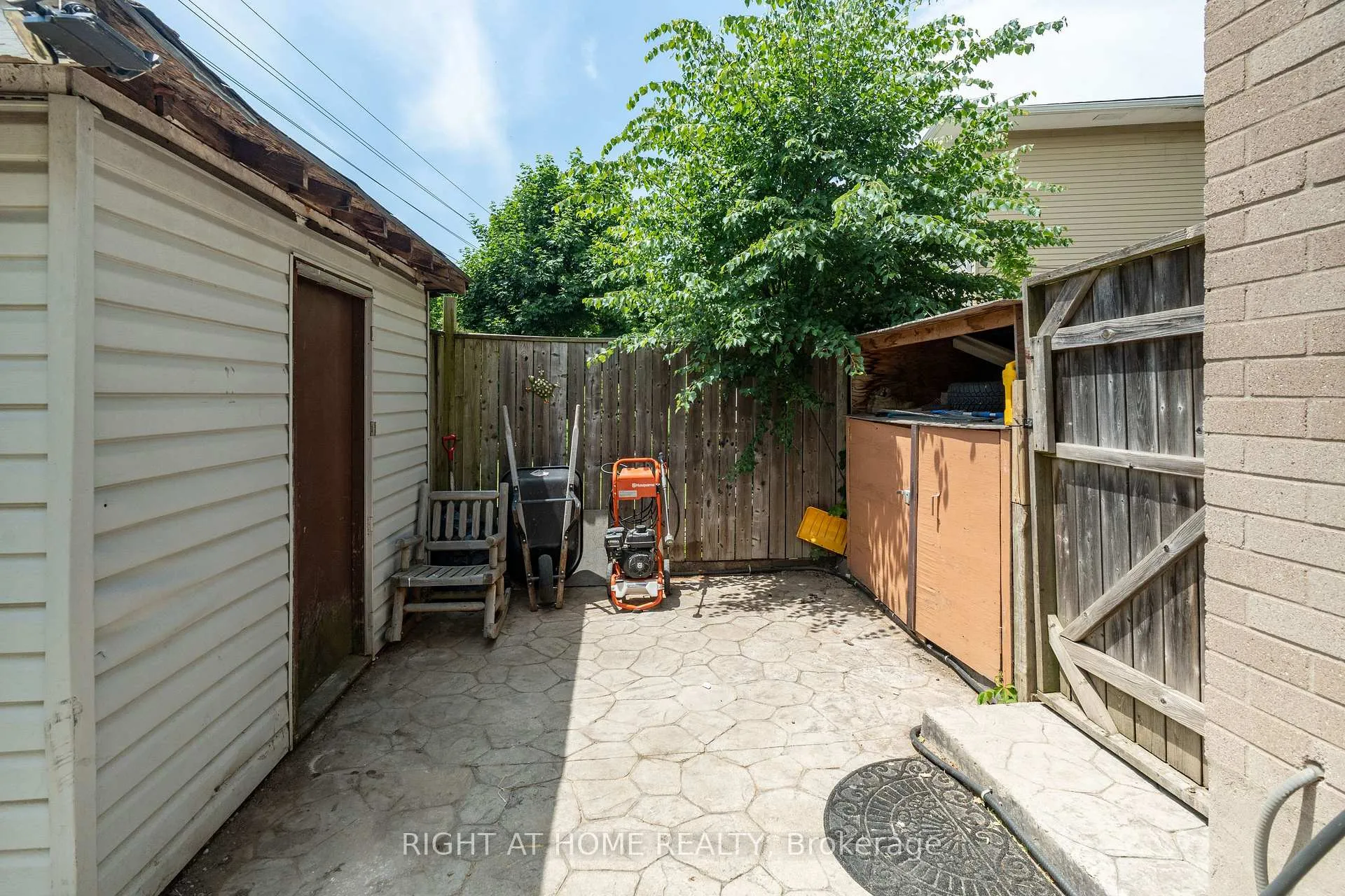 Photo 25 of 59 Winter Avenue, Cambridge, Greenway-Chaplin — HOMEH