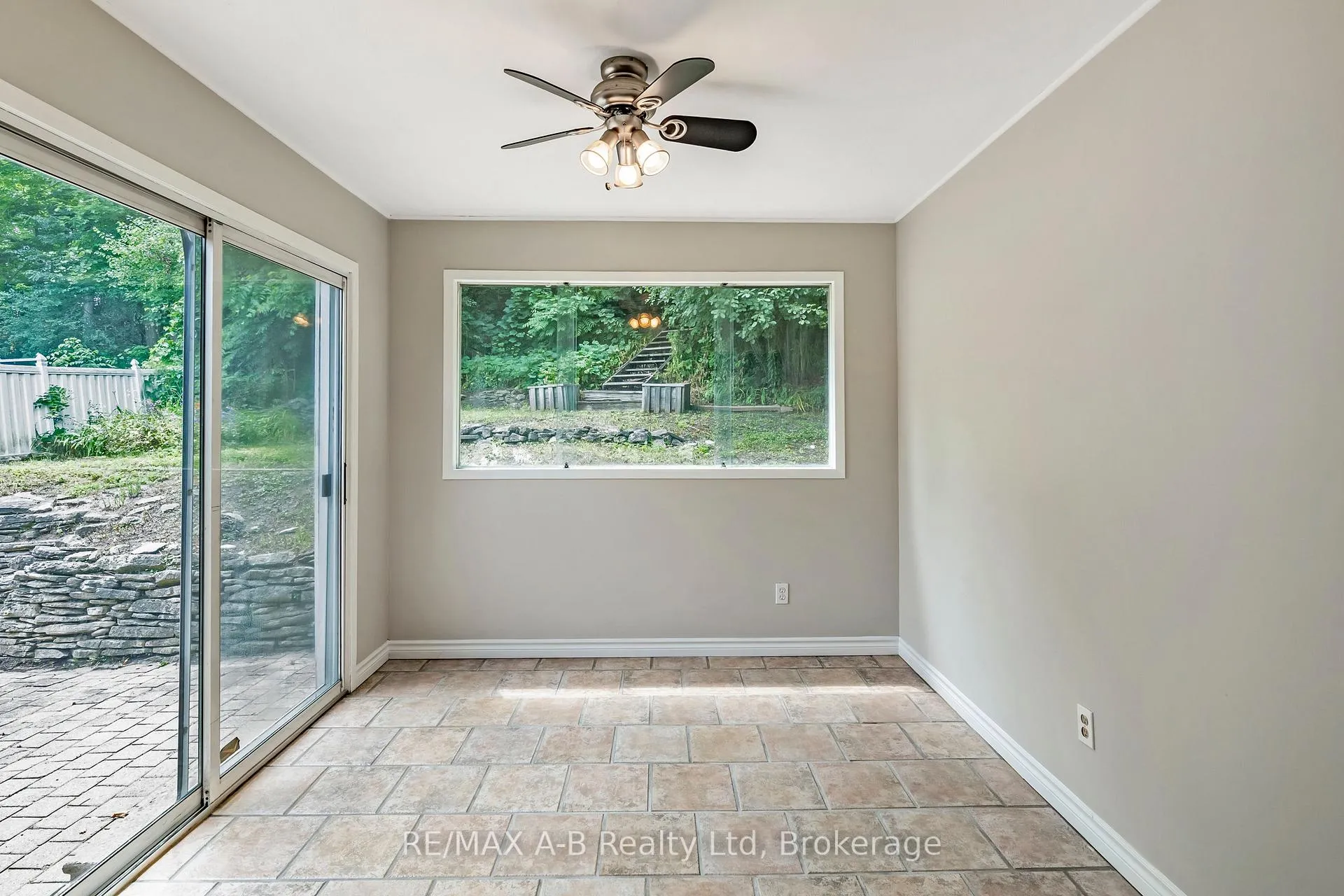 Photo 9 of 78 Valewood Place, Kitchener — HOMEH