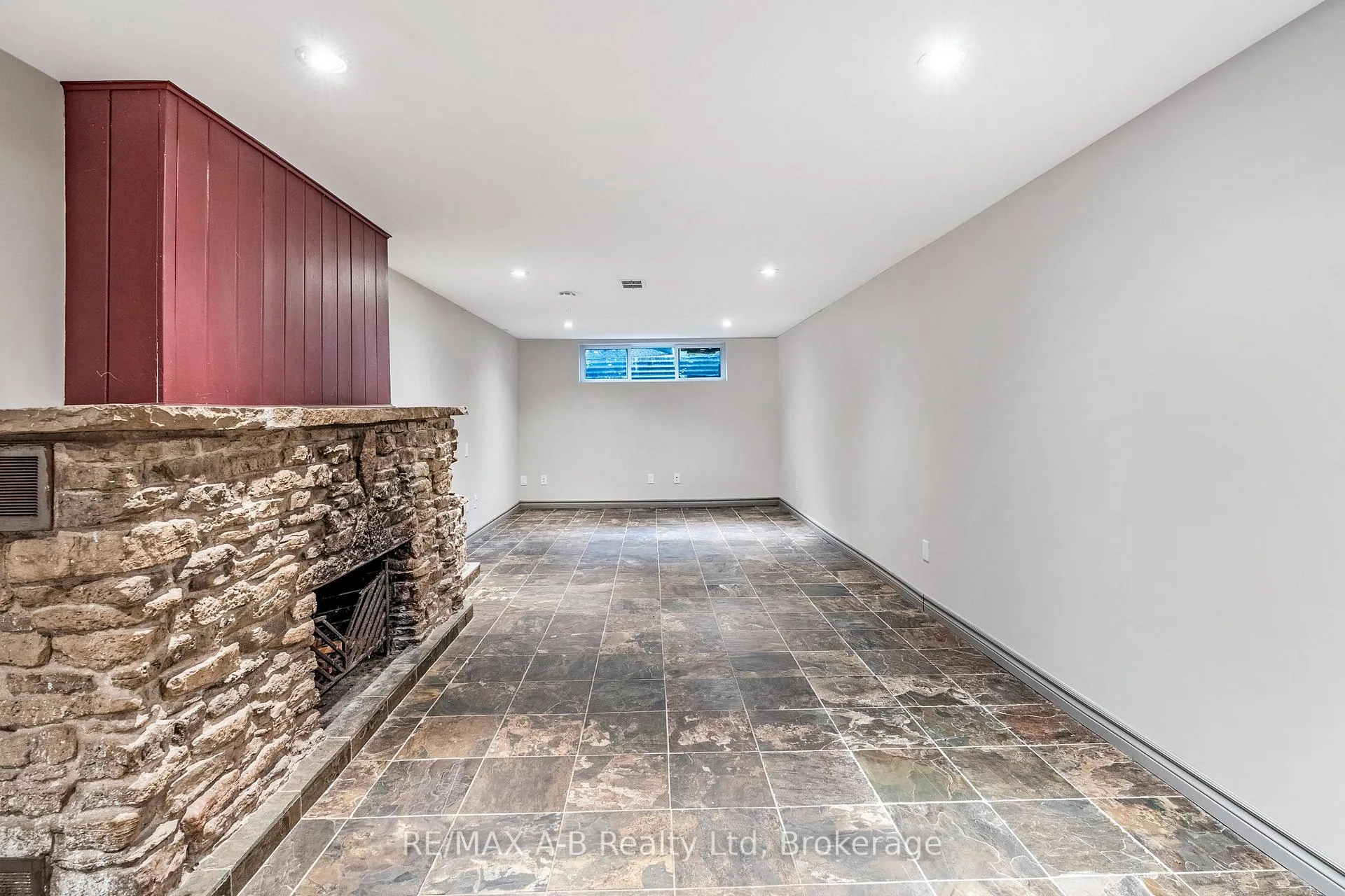 Photo 14 of 78 Valewood Place, Kitchener — HOMEH