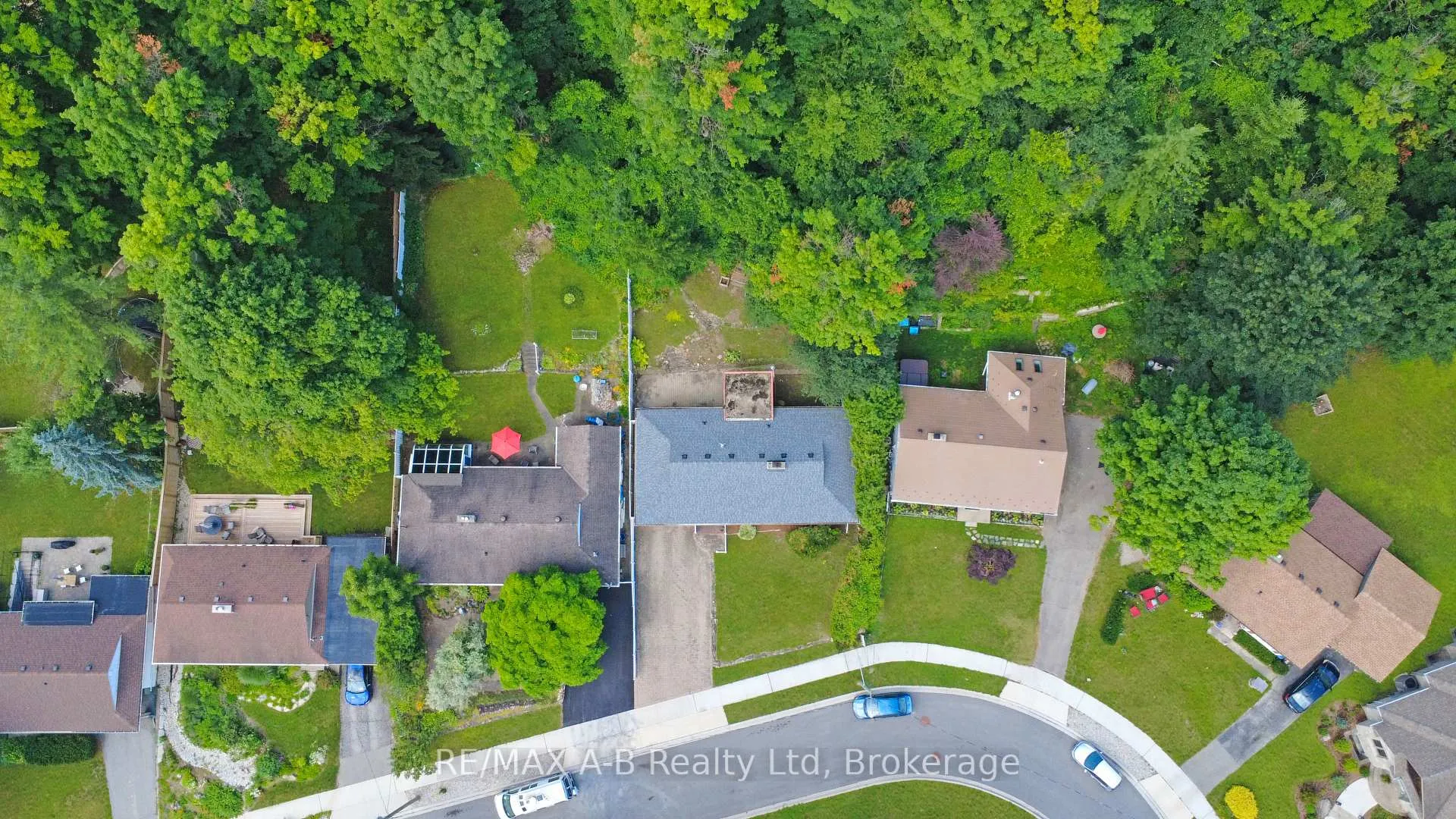 Photo 21 of 78 Valewood Place, Kitchener — HOMEH