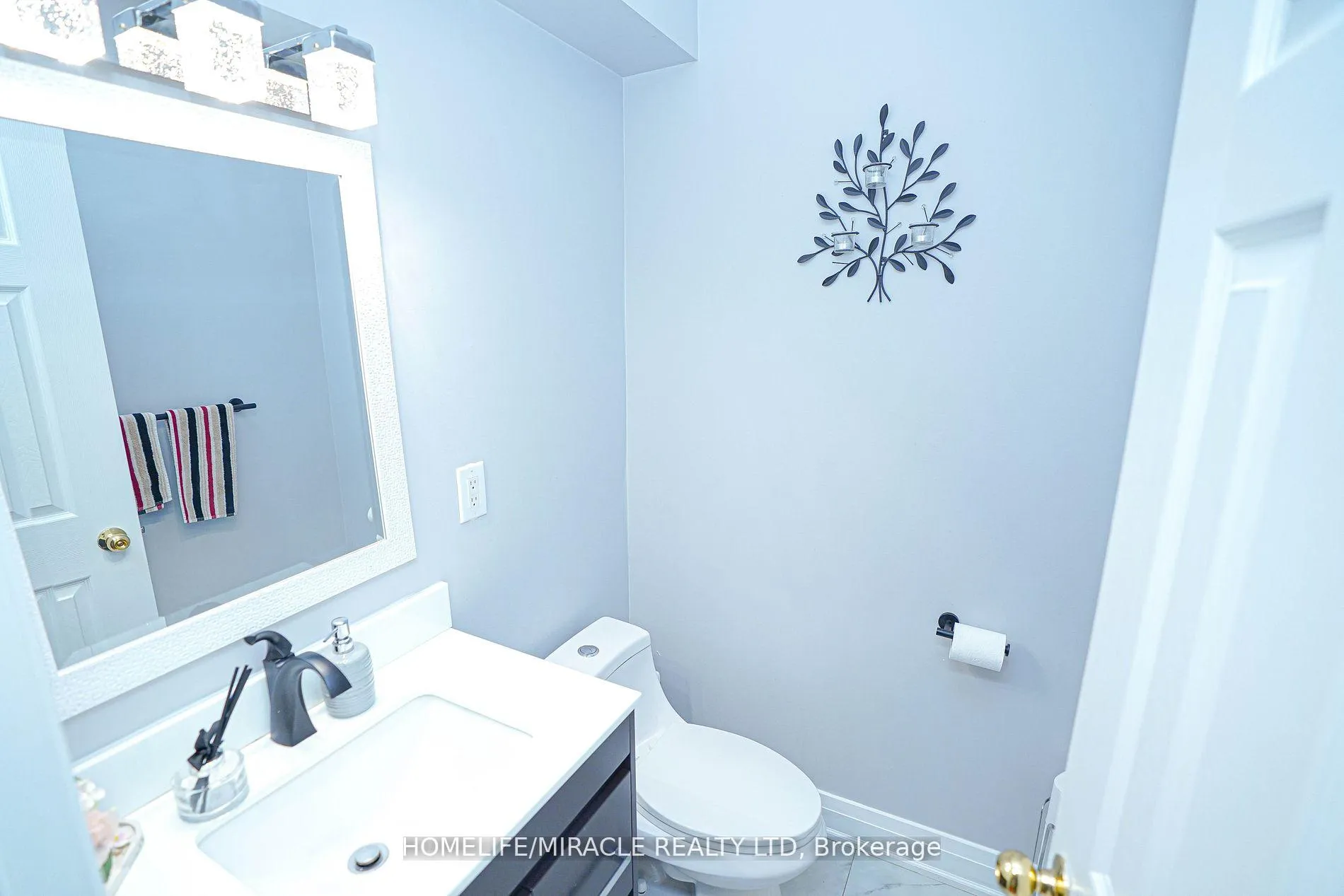 Photo 15 of 6 Maplecrest Court, Brampton, Vales of Castlemore — HOMEH