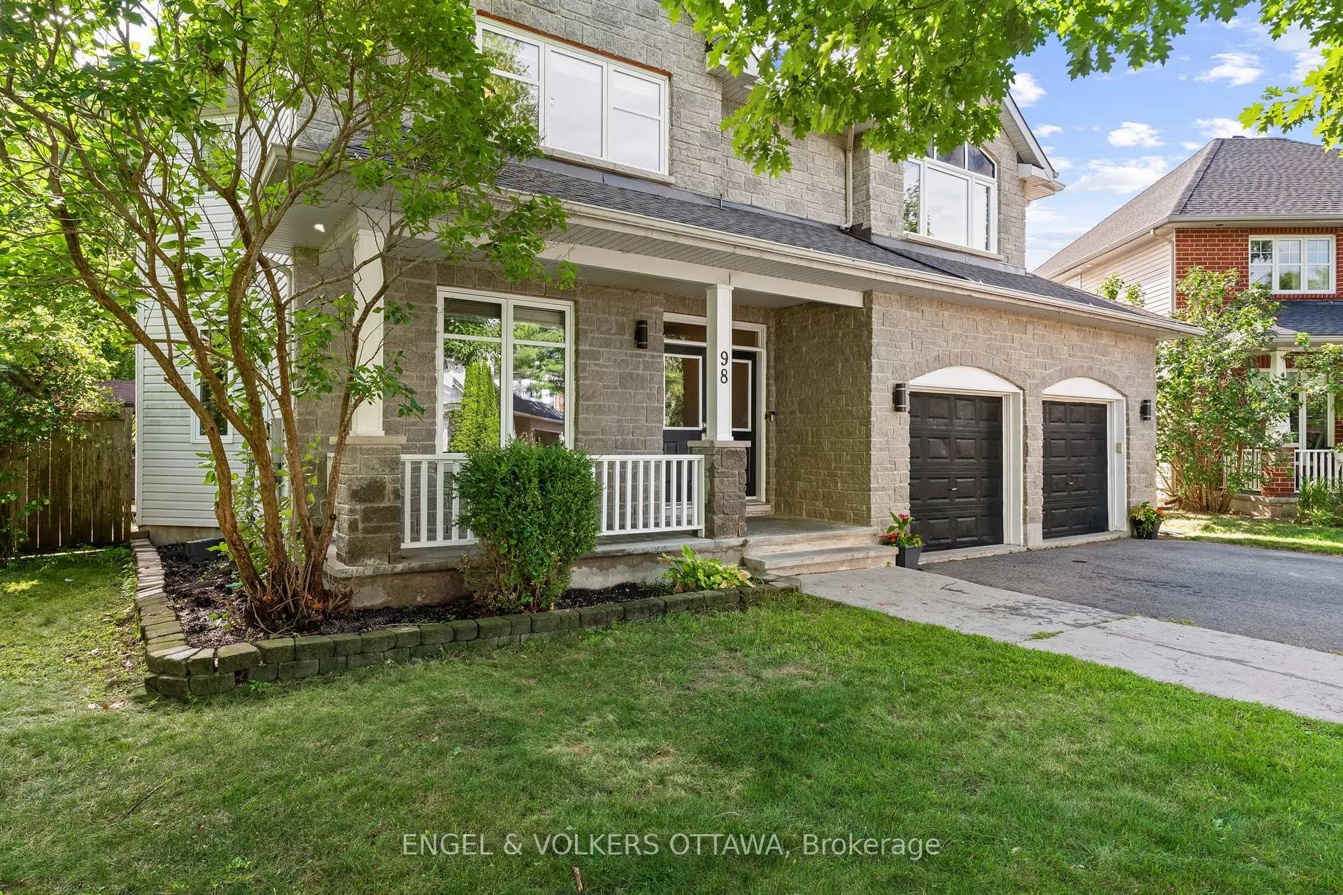 Photo 2 of 98 Anfield Crescent E, Ottawa, Barrhaven East — HOMEH